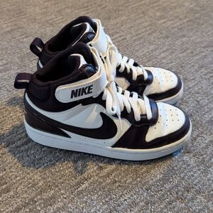 Nike Court Borough Mid 2 Burgundy Ash - 4.5Y (READ)